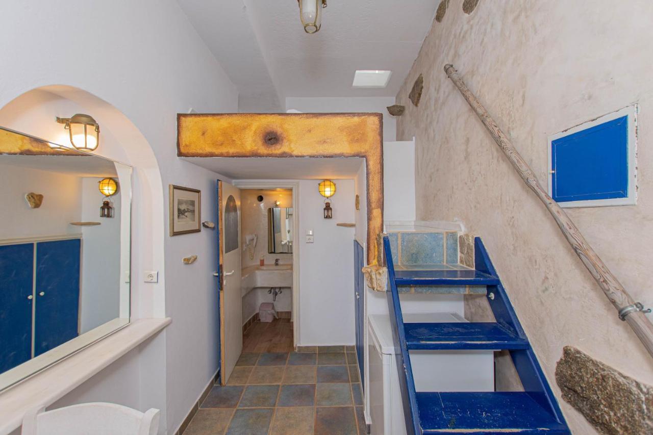 Peristeronas Village Klouvas エクステリア 写真